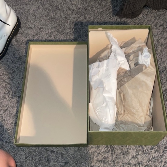 Gucci box - Picture 2 of 3